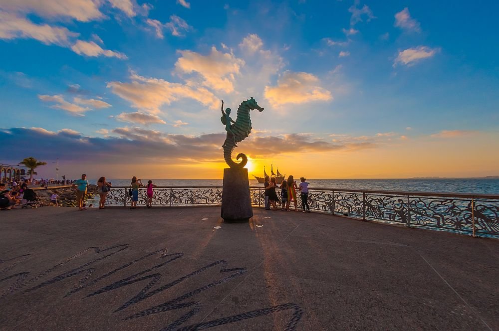 Desde Puerto Vallarta A La Capital Tapatia 2 Noches